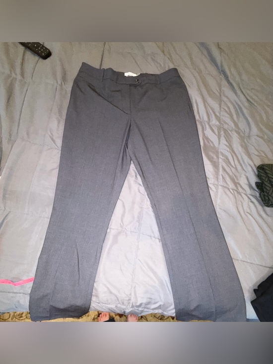 Calvin Klein Pants - NWT Calvin Klein Modern Fit Gray Dress Pants Size 10 Office Stretch Trousers